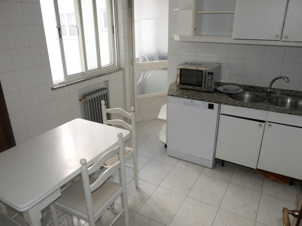 Piso de 3/4 dormitorios, Avda. de La Coruña