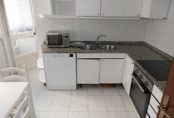 Piso de 3/4 dormitorios, Avda. de La Coruña