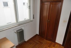 Piso de 3/4 dormitorios, Avda. de La Coruña