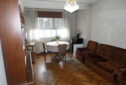 Piso de 3 dormitorios, Calle Río Sil
