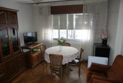 Piso de 3 dormitorios, Calle Río Sil
