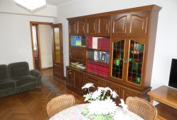 Piso de 3 dormitorios, Calle Río Sil